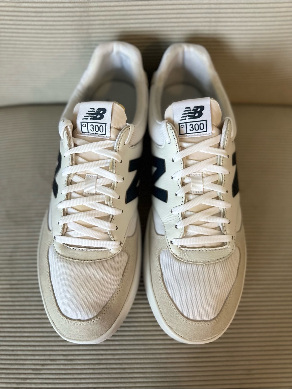 New Balance Men’s CT300 v3 Court Sneakers in the "White/Navy" size 10 - Picture 6 of 9